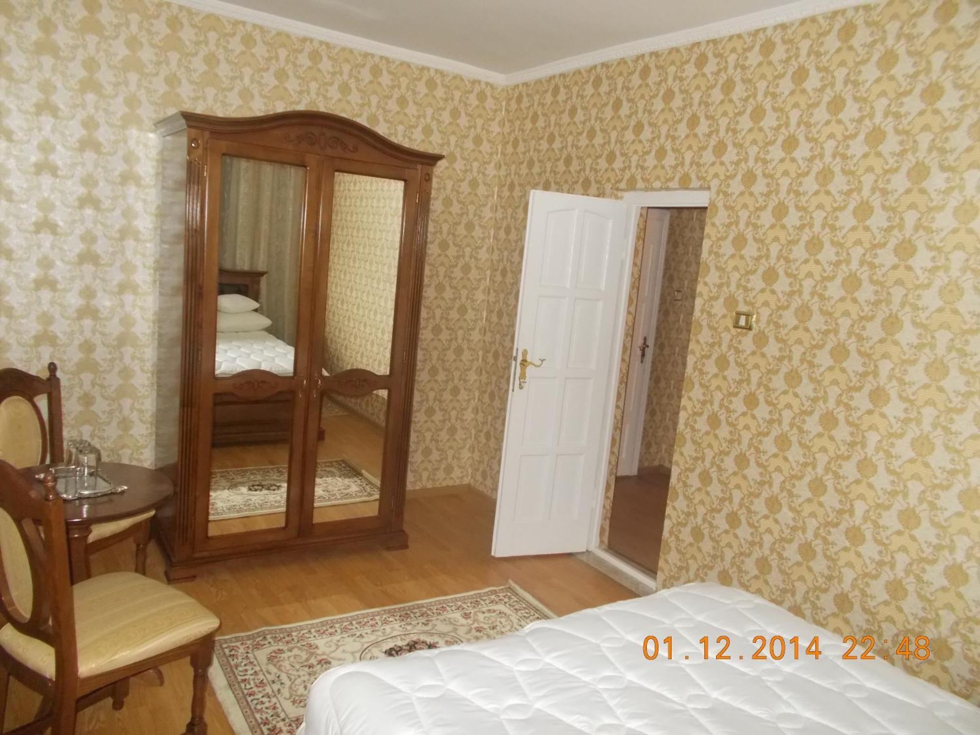 Pensiunea Lari Baile 1 Mai Quarto foto